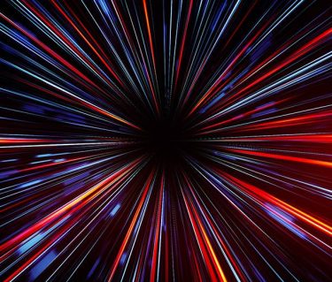 Choosing Between 4G LTE and 5G decorative image